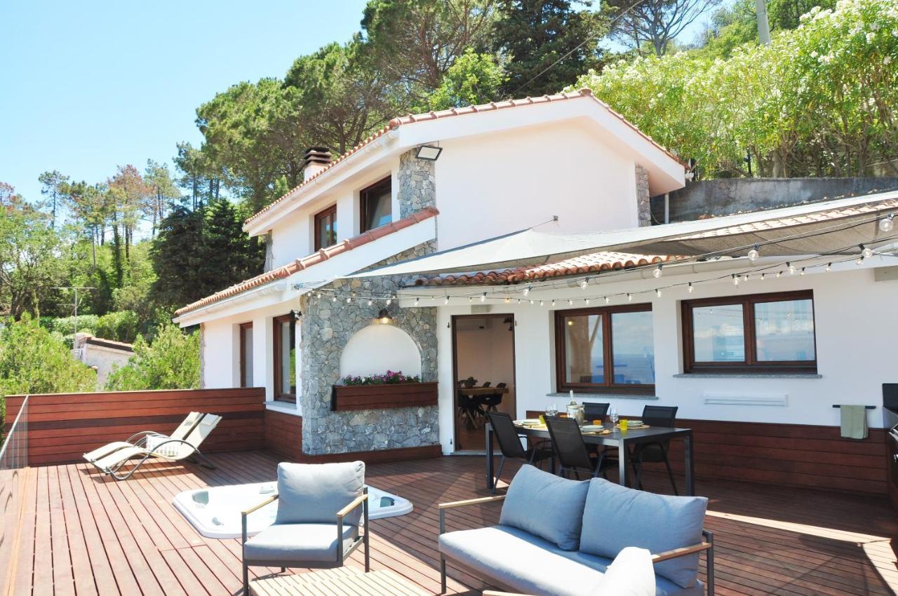 Вилла Spettacolare Vista Isola Terrazza E Idromassaggio Ноли Экстерьер фото